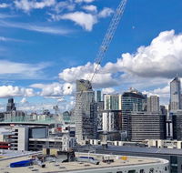 Pride Docklands Waterfront Apartment City View - Yamba Accommodation