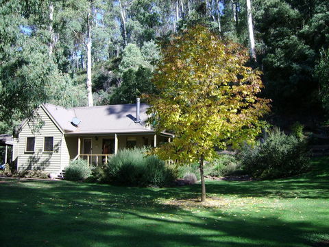Shady Brook Cottages - Yamba Accommodation 0