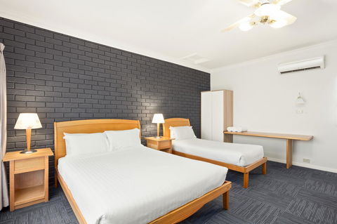The International Motel Apollo Bay - Yamba Accommodation 10