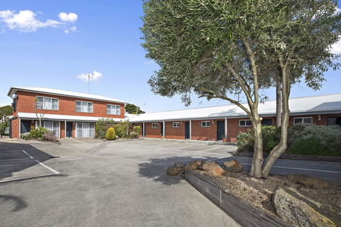 The International Motel Apollo Bay - Yamba Accommodation 4