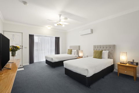 The International Motel Apollo Bay - Yamba Accommodation 14