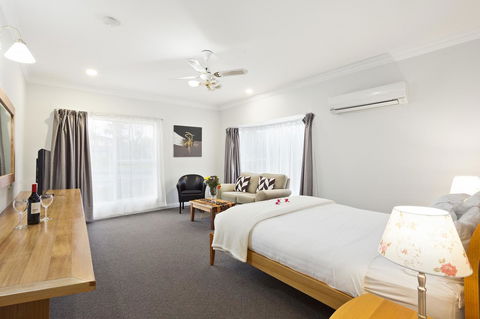 The International Motel Apollo Bay - Yamba Accommodation 19