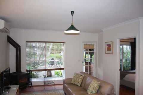 Merrimeet Cottages - Yamba Accommodation 40