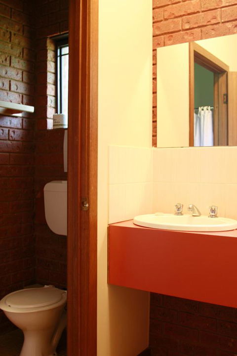 The Harrietville Snowline Hotel - Yamba Accommodation 8