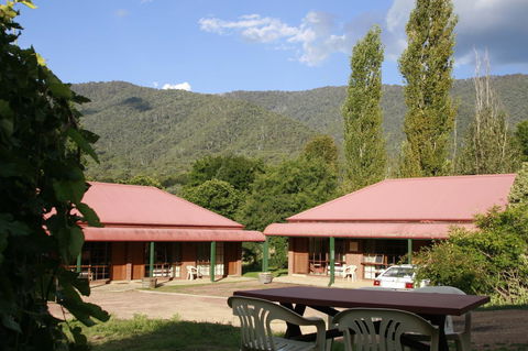 The Harrietville Snowline Hotel - Yamba Accommodation 17