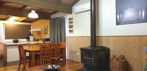Day Dream Cottage - Yamba Accommodation 2