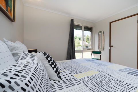 Uptown Frankston - Yamba Accommodation 5