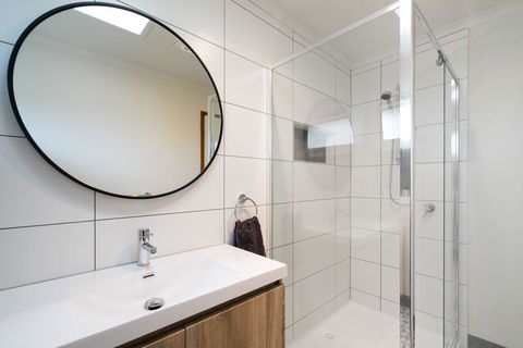 Uptown Frankston - Yamba Accommodation 11