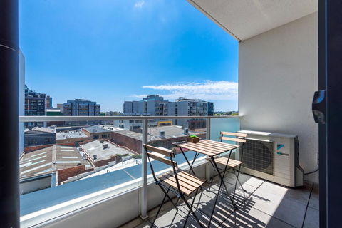 Amazing Accommodations : South Yarra - Yamba Accommodation 36