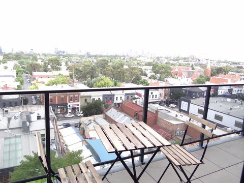 Amazing Accommodations : South Yarra - Yamba Accommodation 12