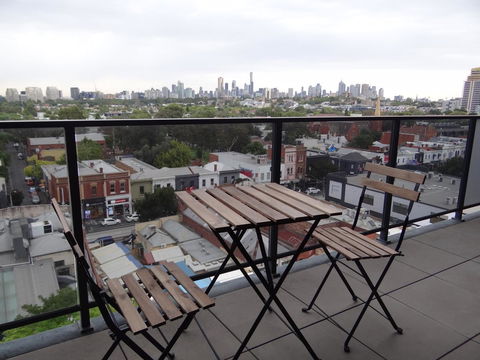 Amazing Accommodations : South Yarra - Yamba Accommodation 11