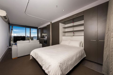 Amazing Accommodations : South Yarra - Yamba Accommodation 19
