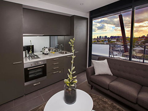Amazing Accommodations : South Yarra - Yamba Accommodation 0