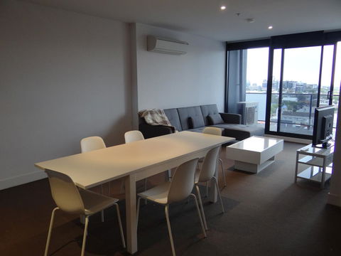 Amazing Accommodations : South Yarra - Yamba Accommodation 3