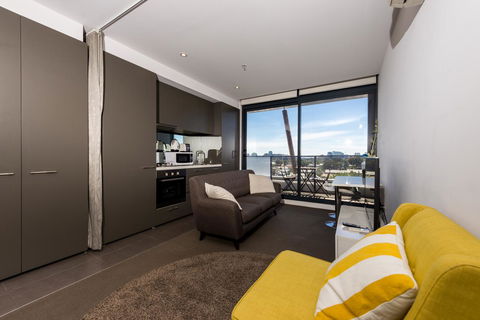 Amazing Accommodations : South Yarra - Yamba Accommodation 28