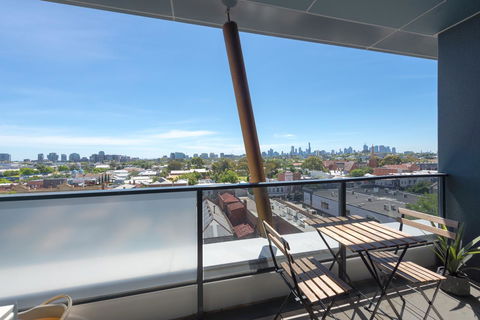 Amazing Accommodations : South Yarra - Yamba Accommodation 24