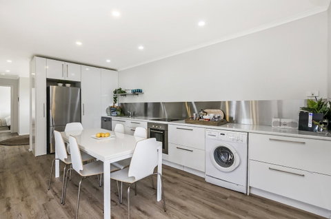 Portland Bay Apartments - Yamba Accommodation 4
