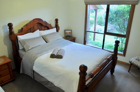 Crimea Retreat - Yamba Accommodation 8