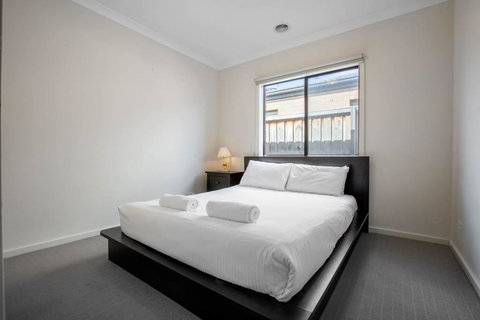 Holiday Rose - Yamba Accommodation 3