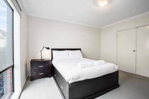Holiday Rose - Yamba Accommodation 6