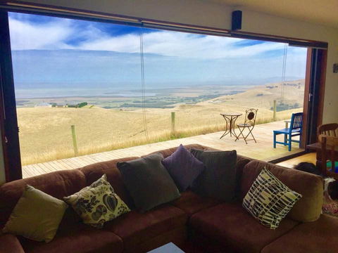 One Tree Hill Wilson Prom And Ocean Views - Yamba Accommodation 5