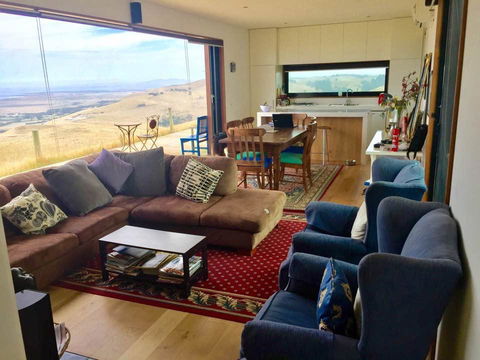 One Tree Hill Wilson Prom And Ocean Views - Yamba Accommodation 6