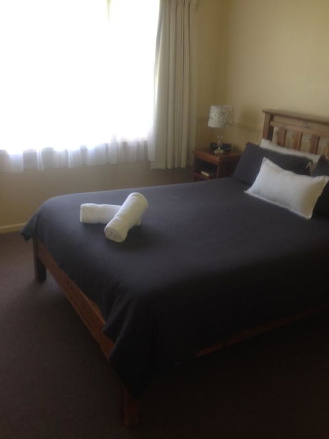 Viewhill Holiday Units - Yamba Accommodation 9