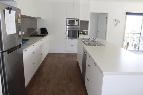 Tamara Temptation - Yamba Accommodation 6