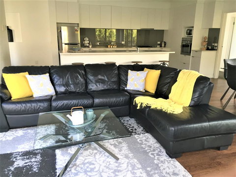 Tamara Temptation - Yamba Accommodation 1