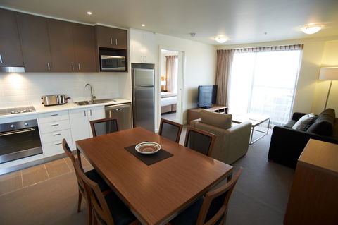 Quest Cheltenham - Yamba Accommodation 34