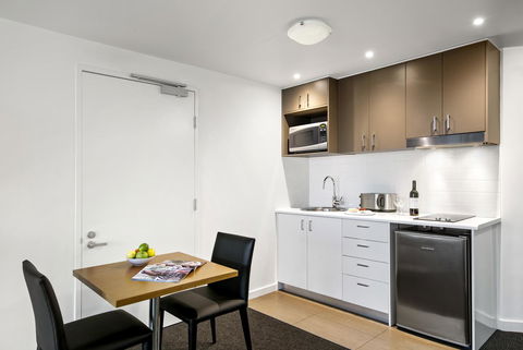 Quest Cheltenham - Yamba Accommodation 14