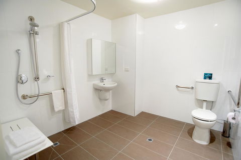 Quest Cheltenham - Yamba Accommodation 40