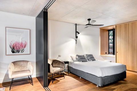 Stylish Apartment In Unique Church Development - Yamba Accommodation 9