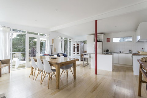 Sunset On Scott - Relax In Tranquility & Style - Yamba Accommodation 1