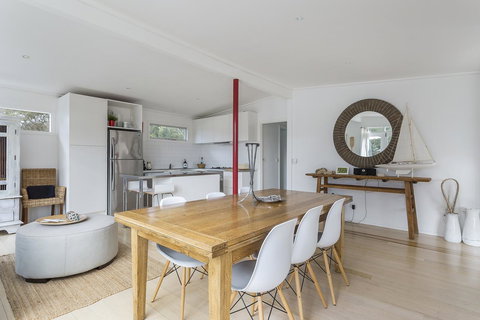 Sunset On Scott - Relax In Tranquility & Style - Yamba Accommodation 6