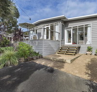 Sunset on Scott - Relax in tranquility  style - Yamba Accommodation