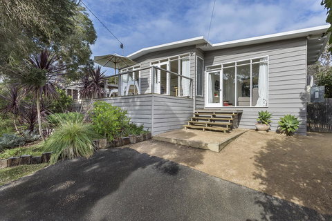 Sunset On Scott - Relax In Tranquility & Style - Yamba Accommodation 0