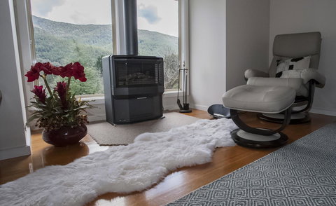 Abbys Cottages Bright - Yamba Accommodation 28