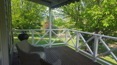 Abbys Cottages Bright - Yamba Accommodation 25