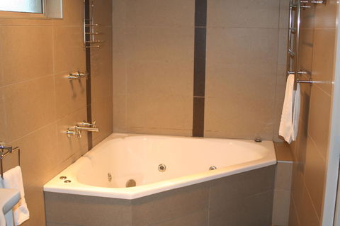 Coachman Motel And Holiday Units - Yamba Accommodation 12