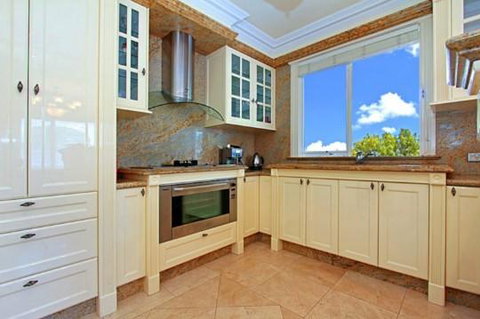 ABC Accommodation - Rosebud - Yamba Accommodation 4