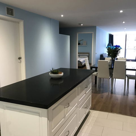 Stunning Home In Melbourne CBD - Yamba Accommodation 9