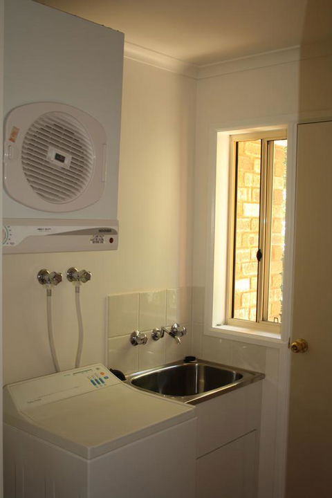 4 Autumn Grove - Yamba Accommodation 8