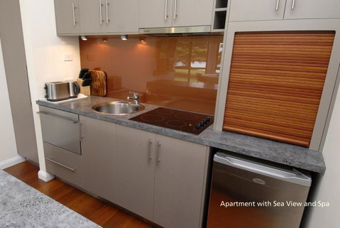 Seascape Accommodation - Yamba Accommodation 3