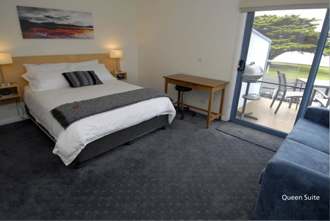 Seascape Accommodation - Yamba Accommodation 10