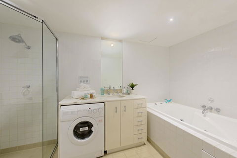 Treasury On Collins - Yamba Accommodation 39
