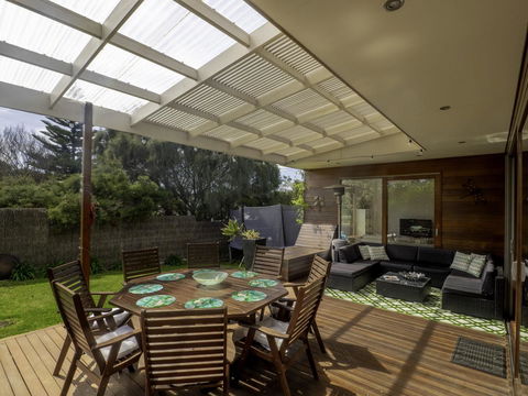 Blairgowrie Moonah Beach House: Walk To Beach - Yamba Accommodation 1