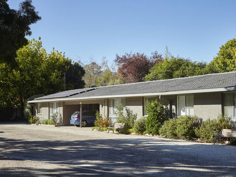 Willow Dene Holiday Apartments - Yamba Accommodation 9