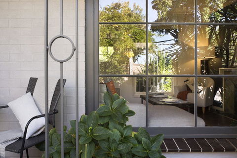 East Street Daylesford - Yamba Accommodation 22