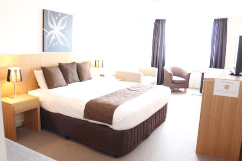 Bairnsdale International - Yamba Accommodation 10